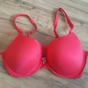 36DD VS Body by Victoria Bra